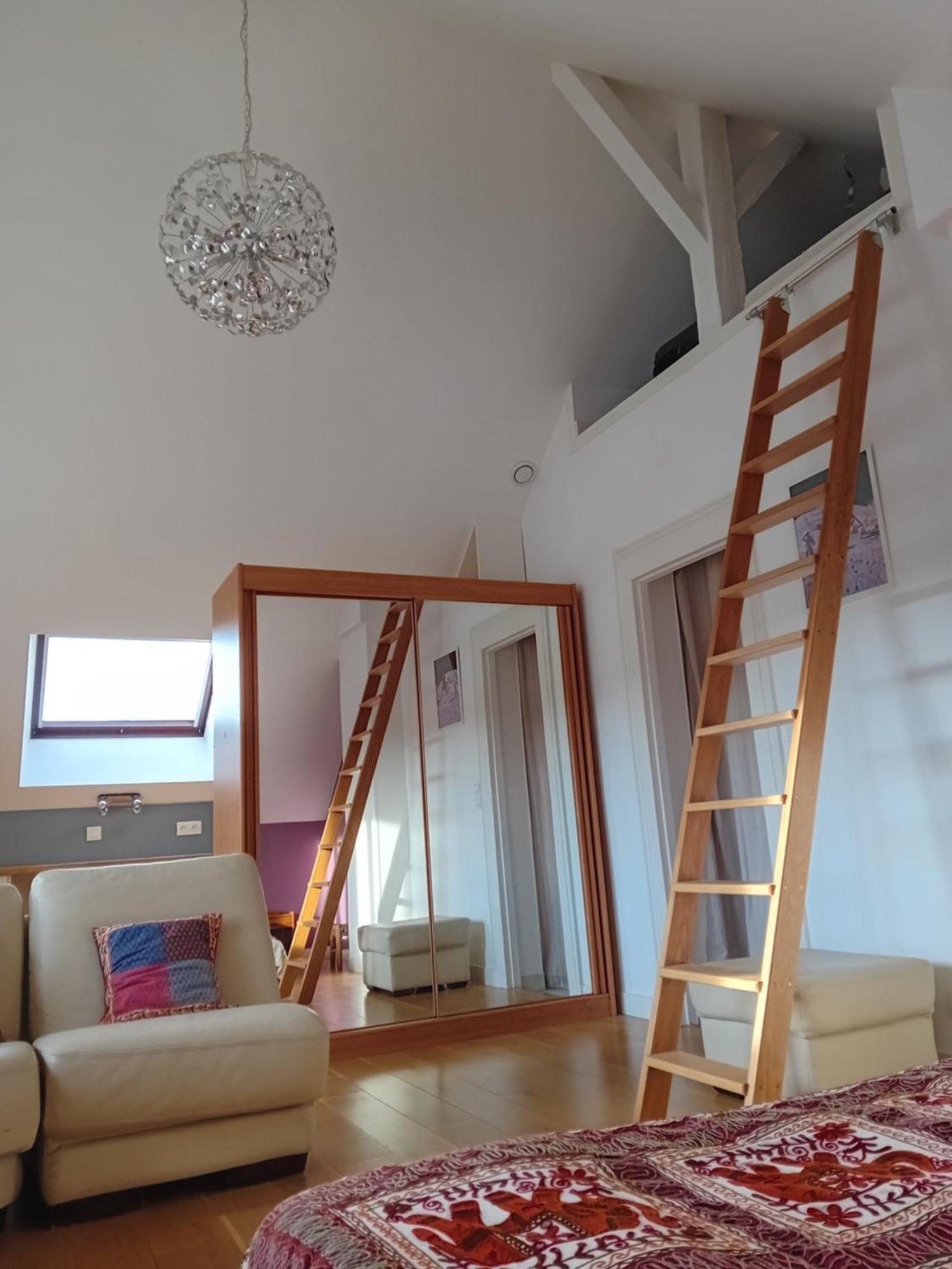 Homestay Loft Sur La Bievre Bievres